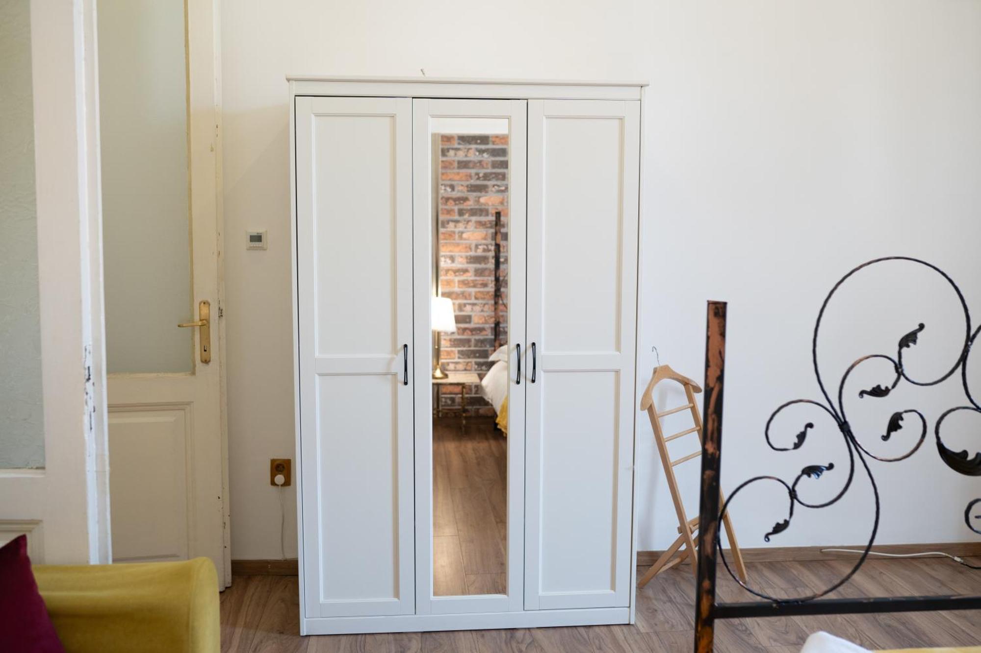 Cozy Spacious 5 Star Accommodation In The Heart Of Historic Center Cluj-Napoca Esterno foto