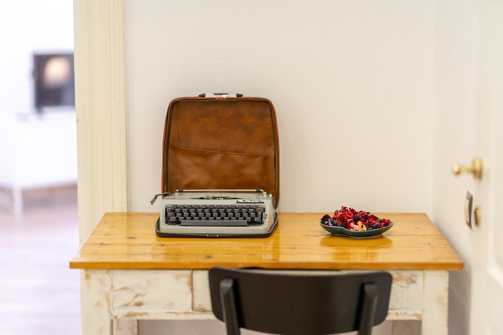 Cozy Spacious 5 Star Accommodation In The Heart Of Historic Center Cluj-Napoca Esterno foto