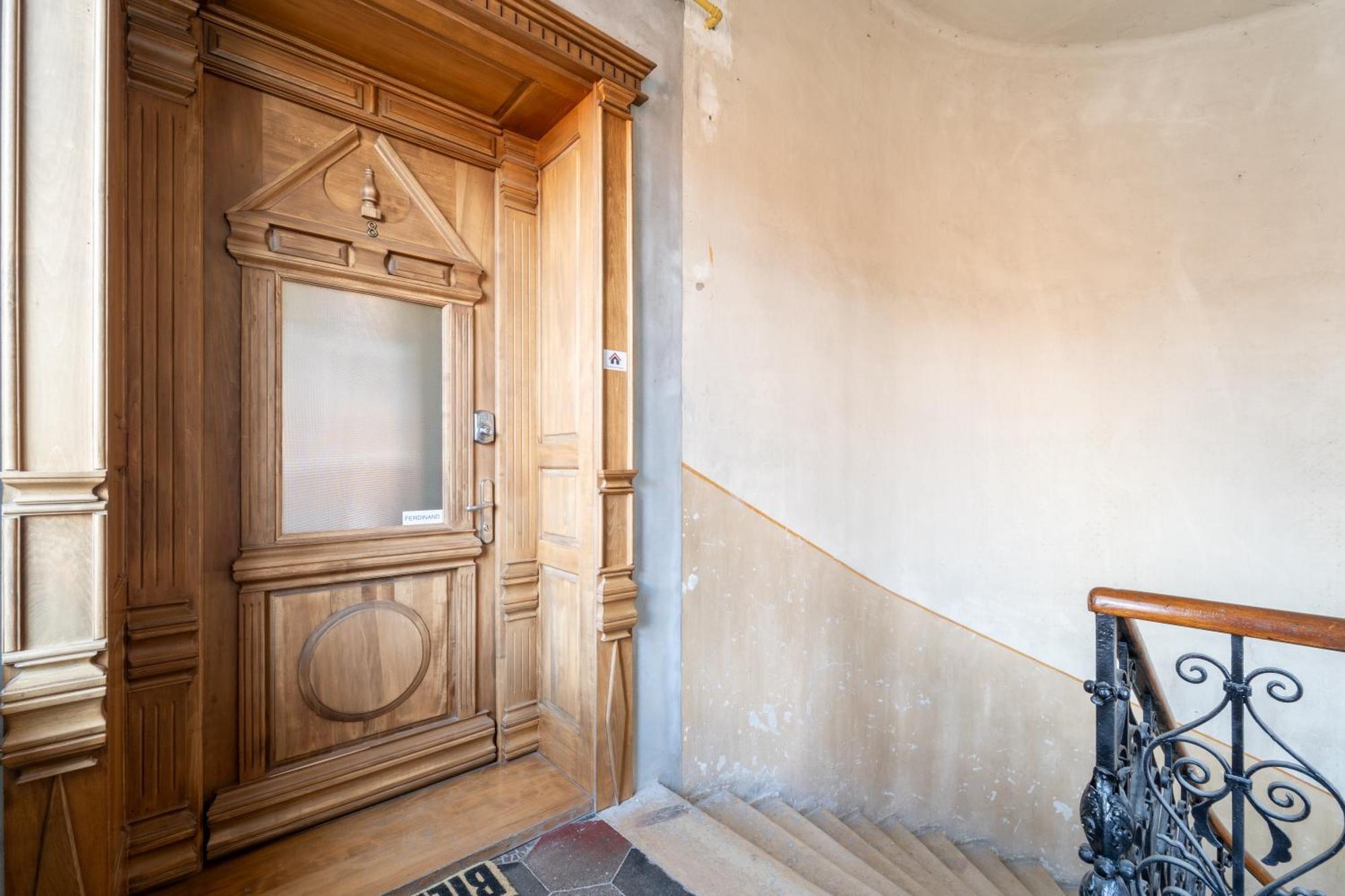 Cozy Spacious 5 Star Accommodation In The Heart Of Historic Center Cluj-Napoca Esterno foto